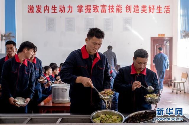 云南镇沅:"志智双扶"促脱贫